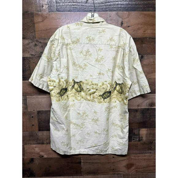 Hilo Hatties Men's Short‎ Sleeve Button Up Size Medium - Picture 3 of 3